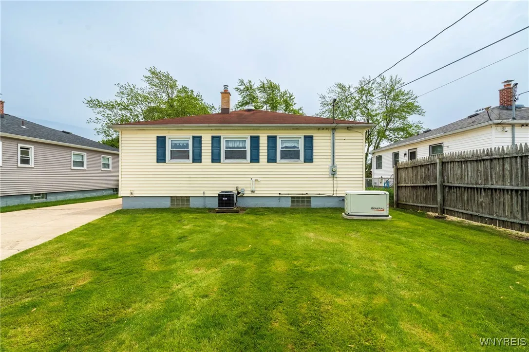 80 Hilton Boulevard, Amherst, New York 14226, Amherst, New York 14226, 3 Bedrooms Bedrooms, 5 Rooms Rooms,1 BathroomBathrooms,Residential,Closed,80 Hilton Boulevard, Amherst, New York 14226,0,B1611496