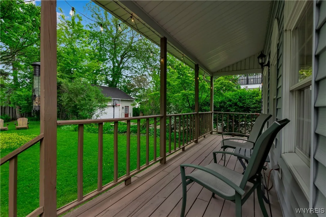 166 Burbank Drive, Amherst, New York 14226, Amherst, New York 14226, 4 Bedrooms Bedrooms, 9 Rooms Rooms,2 BathroomsBathrooms,Residential,Closed,166 Burbank Drive, Amherst, New York 14226,0,B1610814