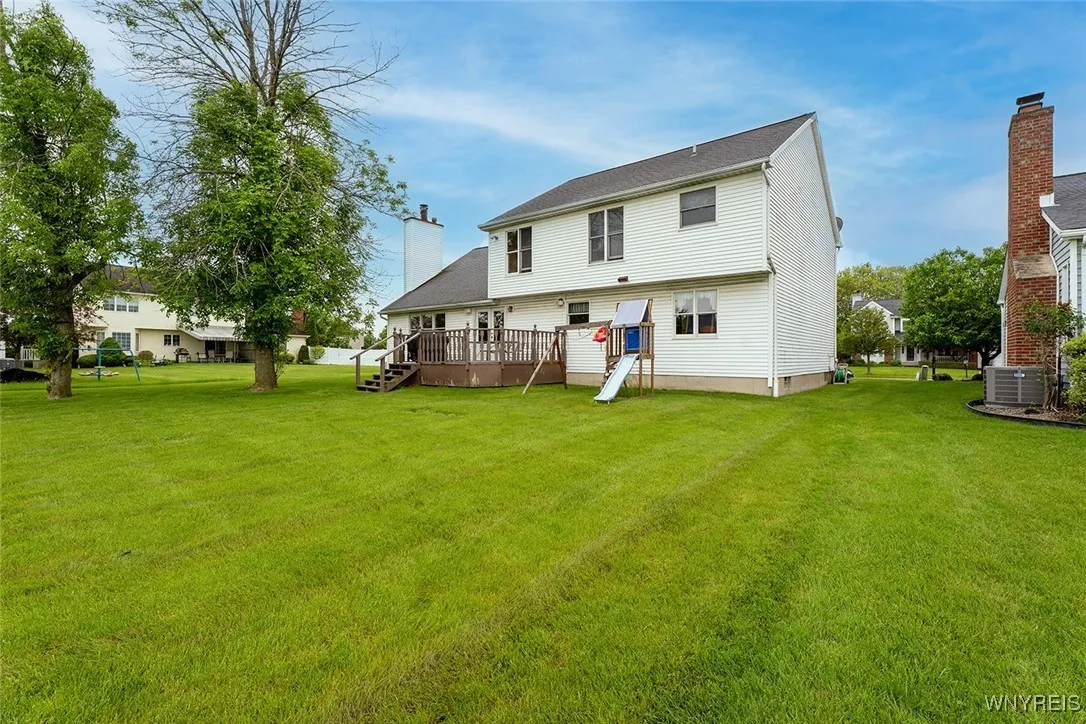 637 Kaymar Drive, Amherst, New York 14228, Amherst, New York 14228, 3 Bedrooms Bedrooms, 8 Rooms Rooms,3 BathroomsBathrooms,Residential,For Sale,637 Kaymar Drive, Amherst, New York 14228,B1611609