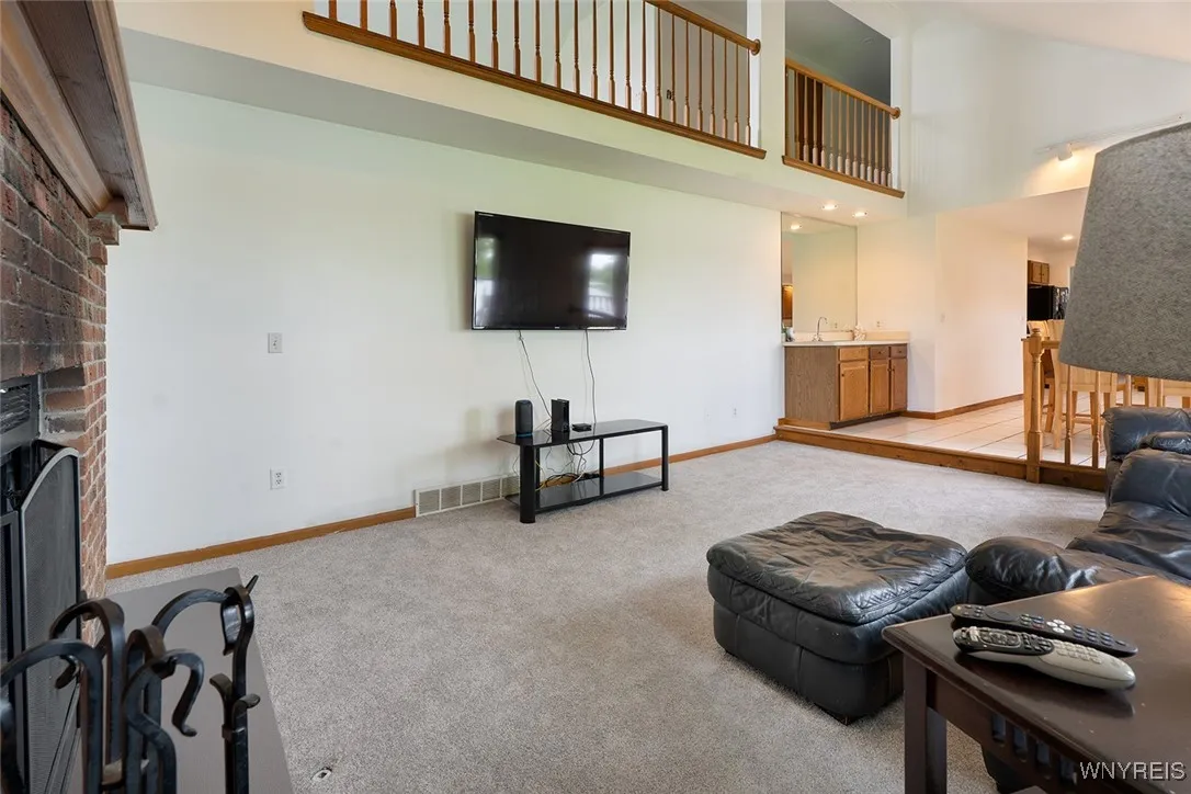 637 Kaymar Drive, Amherst, New York 14228, Amherst, New York 14228, 3 Bedrooms Bedrooms, 8 Rooms Rooms,3 BathroomsBathrooms,Residential,For Sale,637 Kaymar Drive, Amherst, New York 14228,B1611609