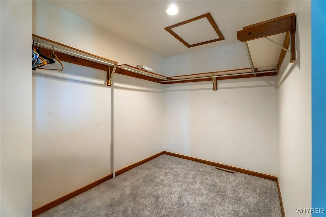 637 Kaymar Drive, Amherst, New York 14228, Amherst, New York 14228, 3 Bedrooms Bedrooms, 8 Rooms Rooms,3 BathroomsBathrooms,Residential,For Sale,637 Kaymar Drive, Amherst, New York 14228,B1611609