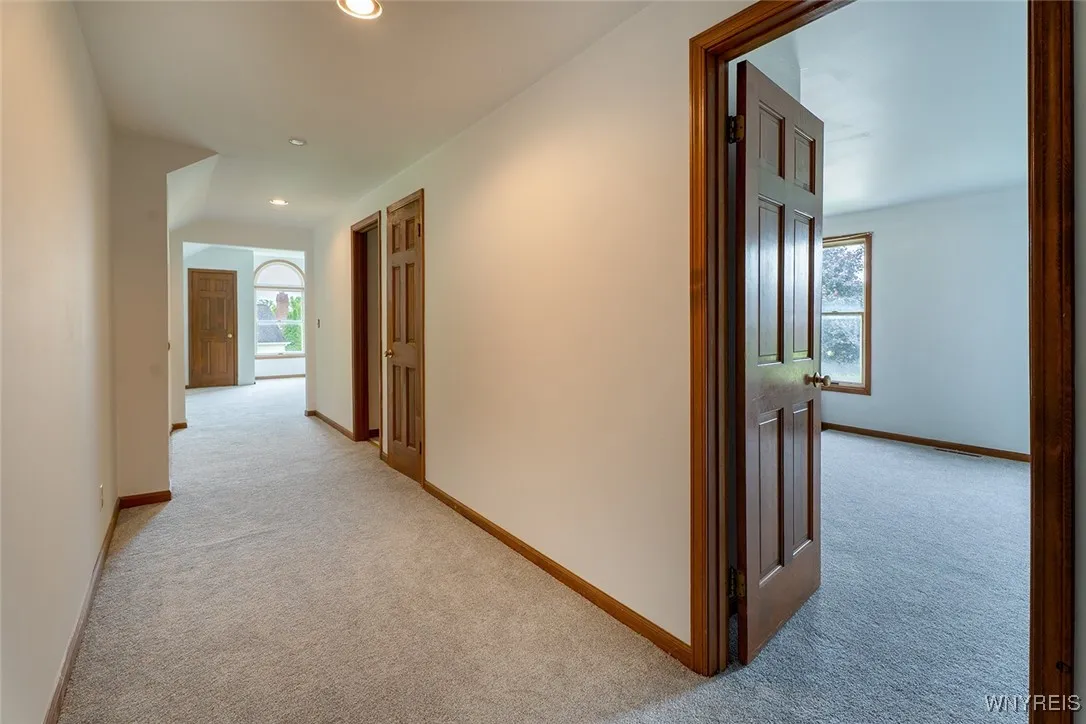 637 Kaymar Drive, Amherst, New York 14228, Amherst, New York 14228, 3 Bedrooms Bedrooms, 8 Rooms Rooms,3 BathroomsBathrooms,Residential,For Sale,637 Kaymar Drive, Amherst, New York 14228,B1611609