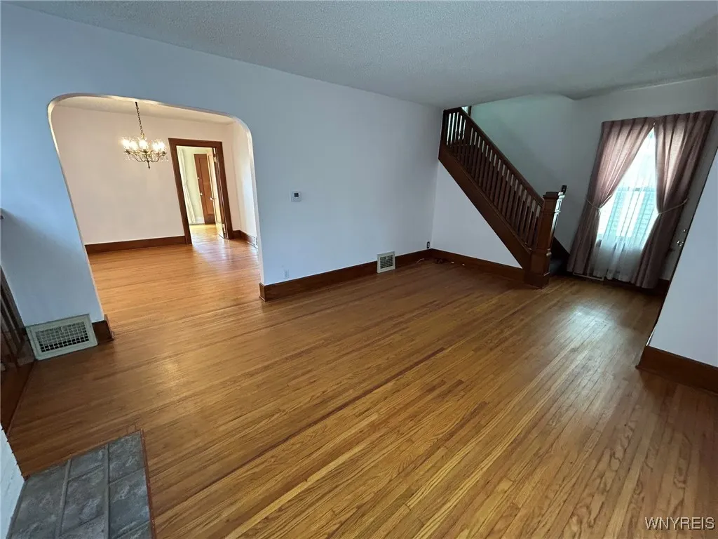 115 Nassau Avenue, Tonawanda-town, New York 14217, Tonawanda, New York 14217, 4 Bedrooms Bedrooms, 9 Rooms Rooms,1 BathroomBathrooms,Residential,Closed,115 Nassau Avenue, Tonawanda-town, New York 14217,B1611566