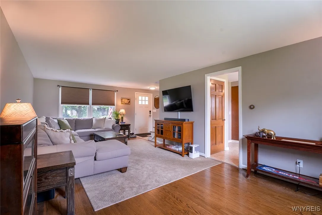 145 Ponderosa Drive, Amherst, New York 14221, Amherst, New York 14221, 4 Bedrooms Bedrooms, 9 Rooms Rooms,1 BathroomBathrooms,Residential,Closed,145 Ponderosa Drive, Amherst, New York 14221,B1611590