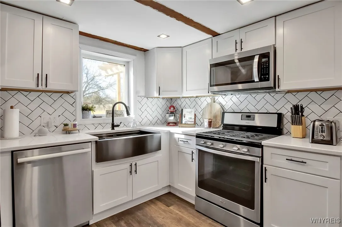 4507 Copperfield Drive, Hamburg, New York 14075, Hamburg, New York 14075, 3 Bedrooms Bedrooms, 10 Rooms Rooms,2 BathroomsBathrooms,Residential,Closed,4507 Copperfield Drive, Hamburg, New York 14075,0,B1611419
