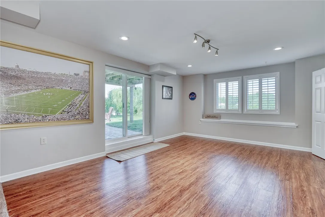 854 Esjay Drive, Victor, New York 14502, Victor, New York 14502, 4 Bedrooms Bedrooms, 10 Rooms Rooms,2 BathroomsBathrooms,Residential,Closed,854 Esjay Drive, Victor, New York 14502,R1610925
