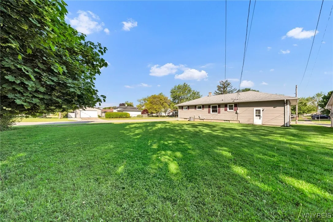 79 Alliger Drive, Tonawanda-city, New York 14150, Tonawanda, New York 14150, 3 Bedrooms Bedrooms, 5 Rooms Rooms,1 BathroomBathrooms,Residential,Closed,79 Alliger Drive, Tonawanda-city, New York 14150,B1611020