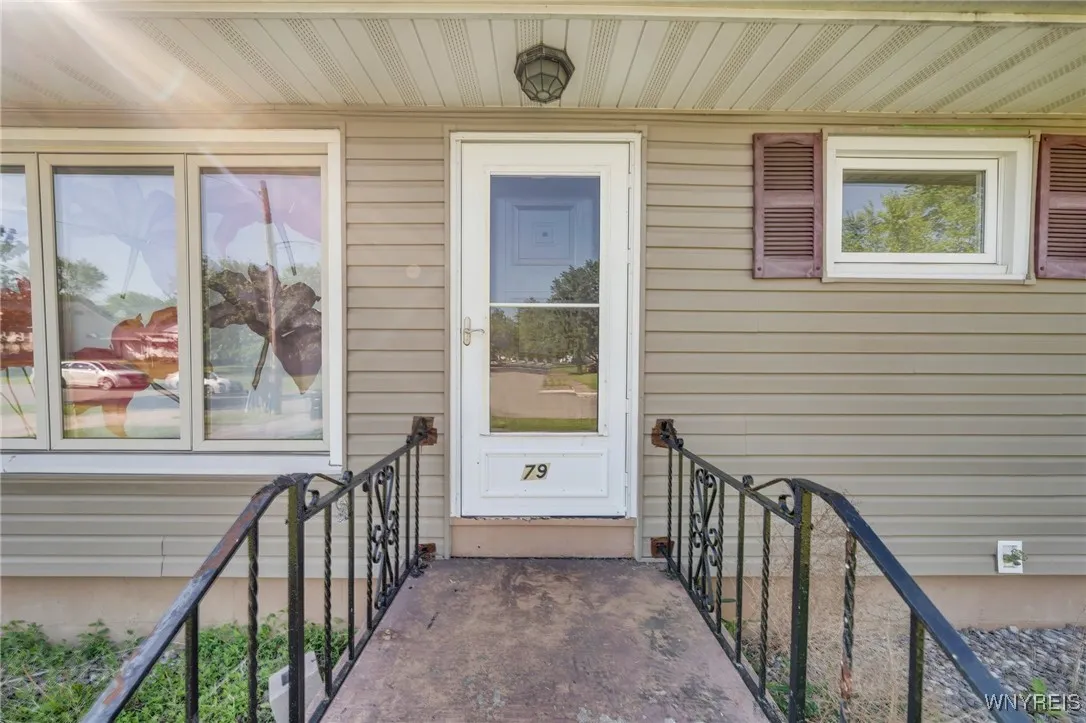 79 Alliger Drive, Tonawanda-city, New York 14150, Tonawanda, New York 14150, 3 Bedrooms Bedrooms, 5 Rooms Rooms,1 BathroomBathrooms,Residential,Closed,79 Alliger Drive, Tonawanda-city, New York 14150,B1611020