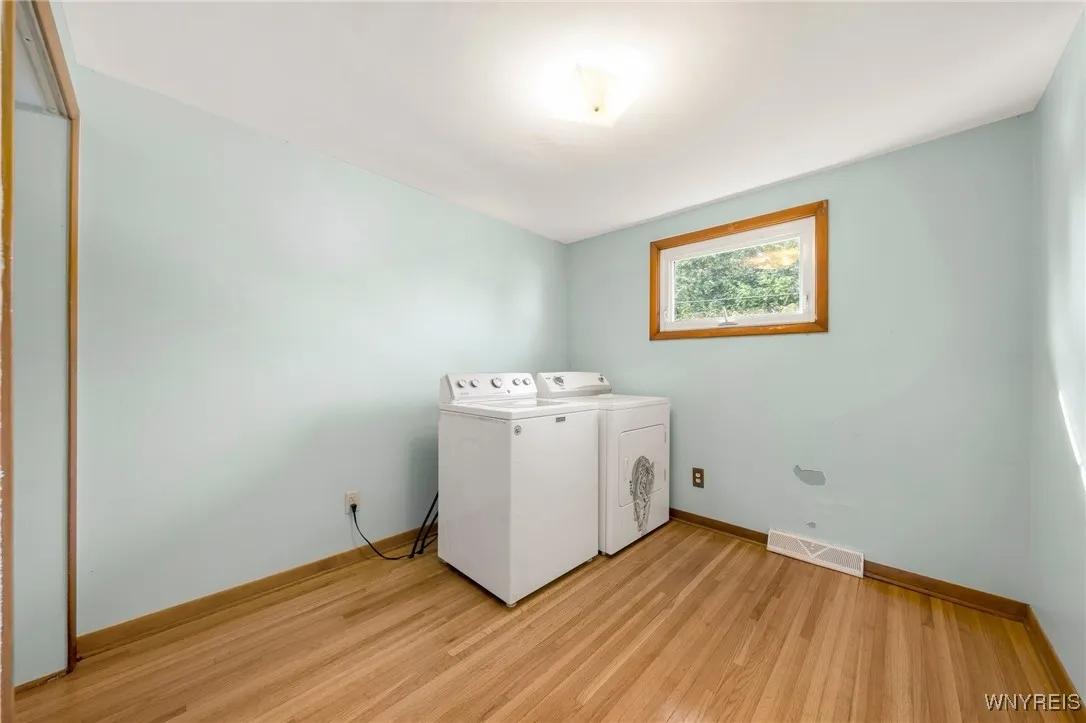 3rd bedroom converted to first floor laundry