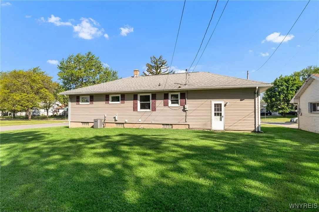 79 Alliger Drive, Tonawanda-city, New York 14150, Tonawanda, New York 14150, 3 Bedrooms Bedrooms, 5 Rooms Rooms,1 BathroomBathrooms,Residential,Closed,79 Alliger Drive, Tonawanda-city, New York 14150,B1611020