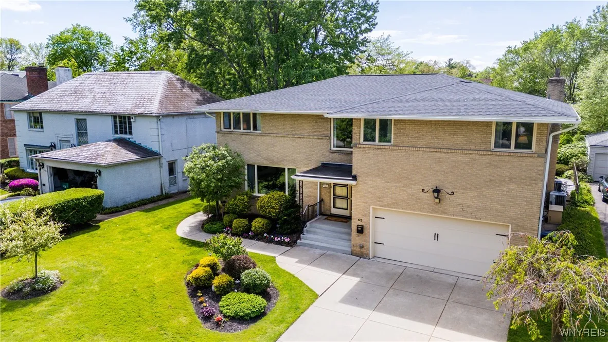 62 Hallam Road, Buffalo, New York 14216, Buffalo, New York 14216, 4 Bedrooms Bedrooms, 10 Rooms Rooms,3 BathroomsBathrooms,Residential,For Sale,62 Hallam Road, Buffalo, New York 14216,0,B1608839