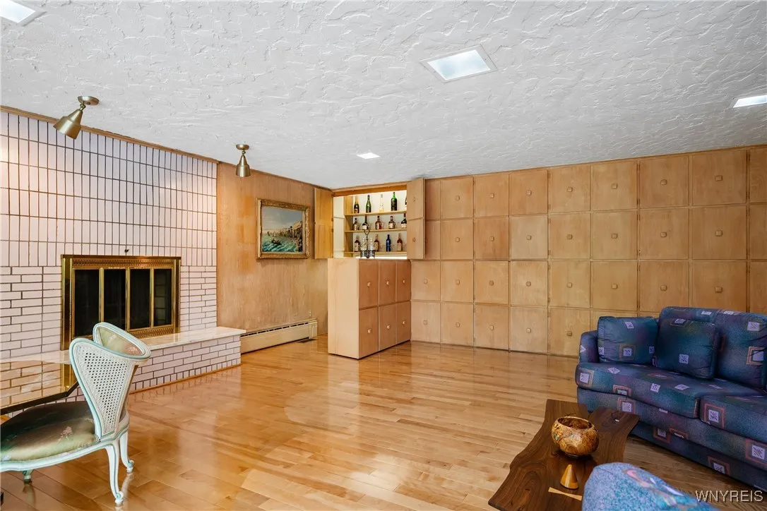 62 Hallam Road, Buffalo, New York 14216, Buffalo, New York 14216, 4 Bedrooms Bedrooms, 10 Rooms Rooms,3 BathroomsBathrooms,Residential,For Sale,62 Hallam Road, Buffalo, New York 14216,0,B1608839