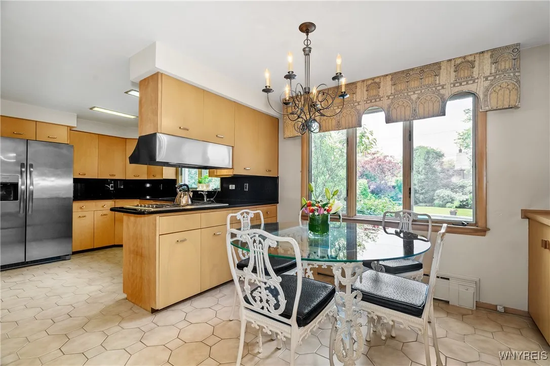 62 Hallam Road, Buffalo, New York 14216, Buffalo, New York 14216, 4 Bedrooms Bedrooms, 10 Rooms Rooms,3 BathroomsBathrooms,Residential,For Sale,62 Hallam Road, Buffalo, New York 14216,0,B1608839