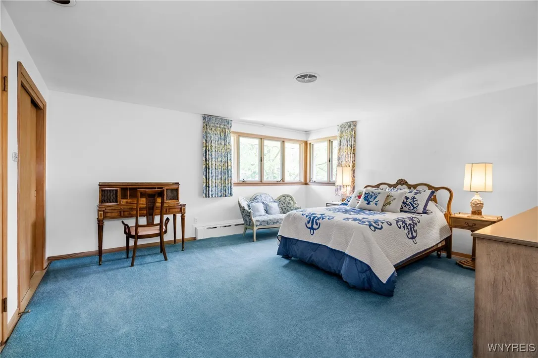 62 Hallam Road, Buffalo, New York 14216, Buffalo, New York 14216, 4 Bedrooms Bedrooms, 10 Rooms Rooms,3 BathroomsBathrooms,Residential,For Sale,62 Hallam Road, Buffalo, New York 14216,0,B1608839