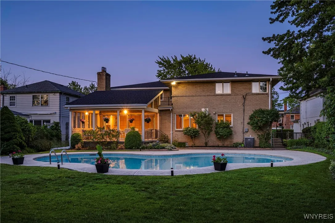 62 Hallam Road, Buffalo, New York 14216, Buffalo, New York 14216, 4 Bedrooms Bedrooms, 10 Rooms Rooms,3 BathroomsBathrooms,Residential,For Sale,62 Hallam Road, Buffalo, New York 14216,0,B1608839