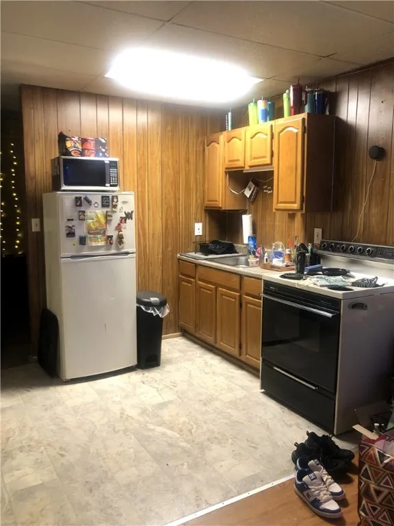 1 Rose Avenue, Oneonta-city, New York 13820, Oneonta, New York 13820, 5 Bedrooms Bedrooms, ,3 BathroomsBathrooms,Residential,For Sale,1 Rose Avenue, Oneonta-city, New York 13820,R1611640