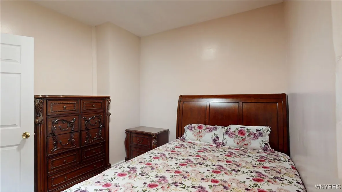 239 Keystone Street, Buffalo, New York 14211, Buffalo, New York 14211, 4 Bedrooms Bedrooms, 7 Rooms Rooms,2 BathroomsBathrooms,Residential,Closed,239 Keystone Street, Buffalo, New York 14211,0,B1608455