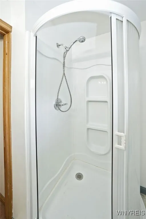 1104 98th Street, Niagara Falls, New York 14304, Niagara Falls, New York 14304, 3 Bedrooms Bedrooms, 6 Rooms Rooms,1 BathroomBathrooms,Residential,Closed,1104 98th Street, Niagara Falls, New York 14304,B1611718