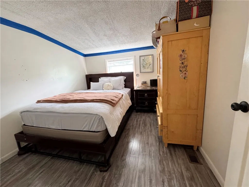 77 Mosley Road, Greece, New York 14616, Greece, New York 14616, 3 Bedrooms Bedrooms, 6 Rooms Rooms,2 BathroomsBathrooms,Residential,Closed,77 Mosley Road, Greece, New York 14616,0,R1611160