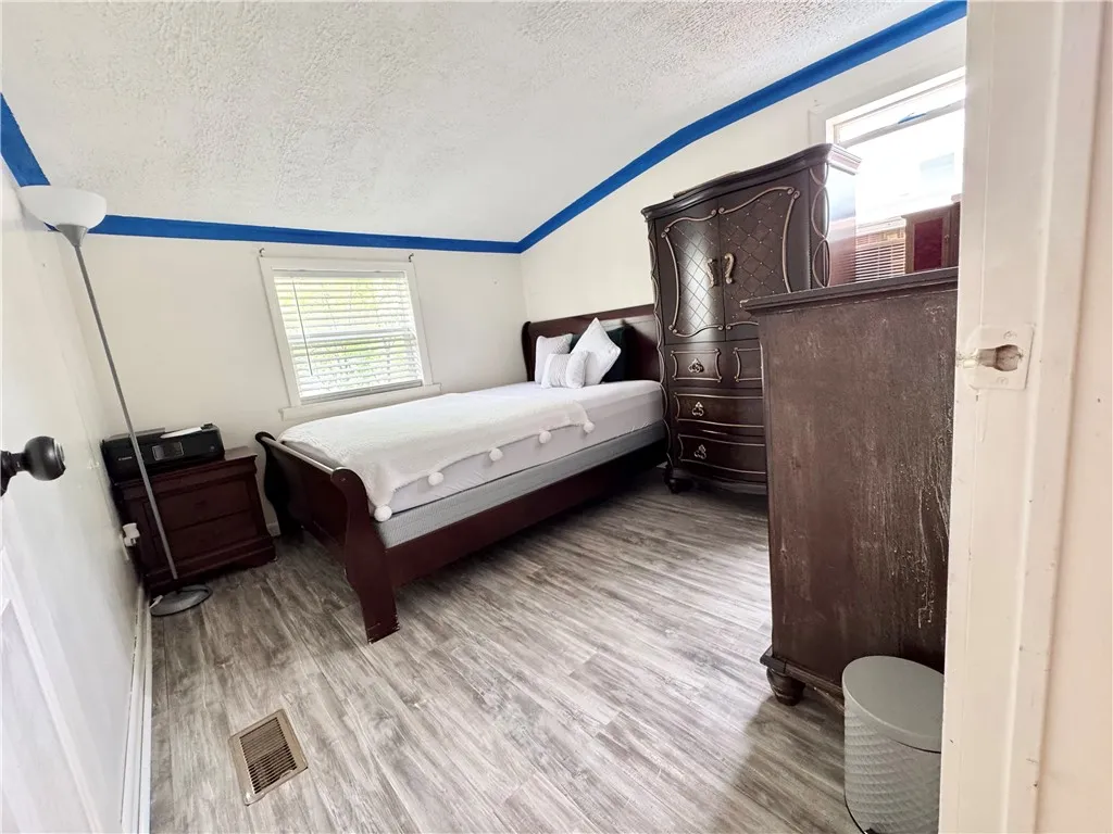 77 Mosley Road, Greece, New York 14616, Greece, New York 14616, 3 Bedrooms Bedrooms, 6 Rooms Rooms,2 BathroomsBathrooms,Residential,Closed,77 Mosley Road, Greece, New York 14616,0,R1611160