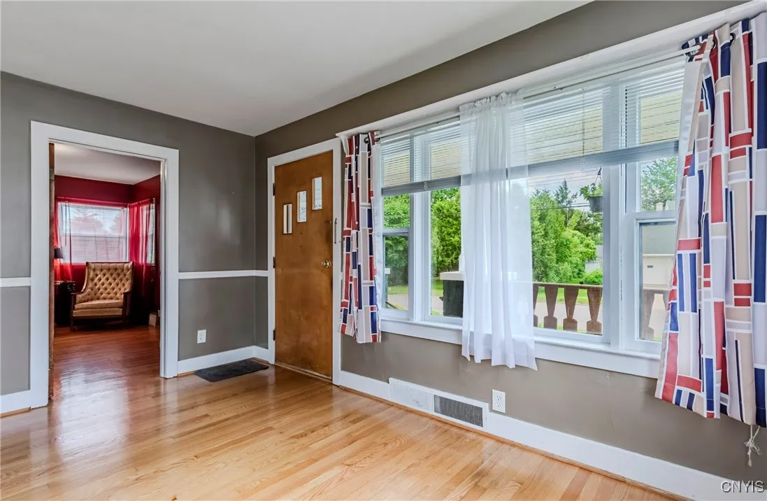 69 Clinton Street, New Hartford, New York 13417, New Hartford, New York 13417, 4 Bedrooms Bedrooms, 9 Rooms Rooms,2 BathroomsBathrooms,Residential,Closed,69 Clinton Street, New Hartford, New York 13417,0,S1610783