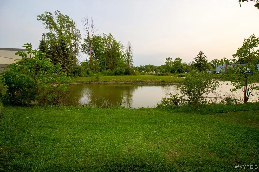 17 Apollo Drive, Amherst, New York 14228, Amherst, New York 14228, 3 Bedrooms Bedrooms, 8 Rooms Rooms,1 BathroomBathrooms,Residential,For Sale,17 Apollo Drive, Amherst, New York 14228,B1611699