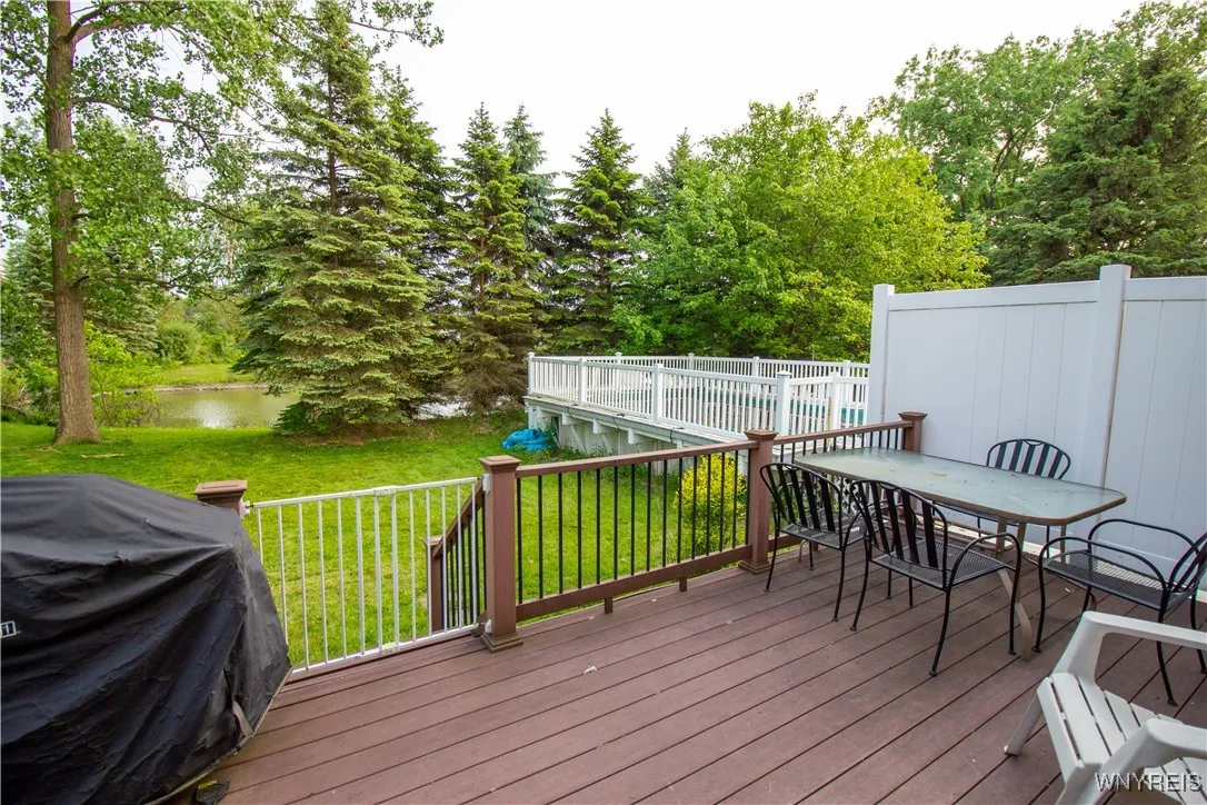 17 Apollo Drive, Amherst, New York 14228, Amherst, New York 14228, 3 Bedrooms Bedrooms, 8 Rooms Rooms,1 BathroomBathrooms,Residential,For Sale,17 Apollo Drive, Amherst, New York 14228,B1611699
