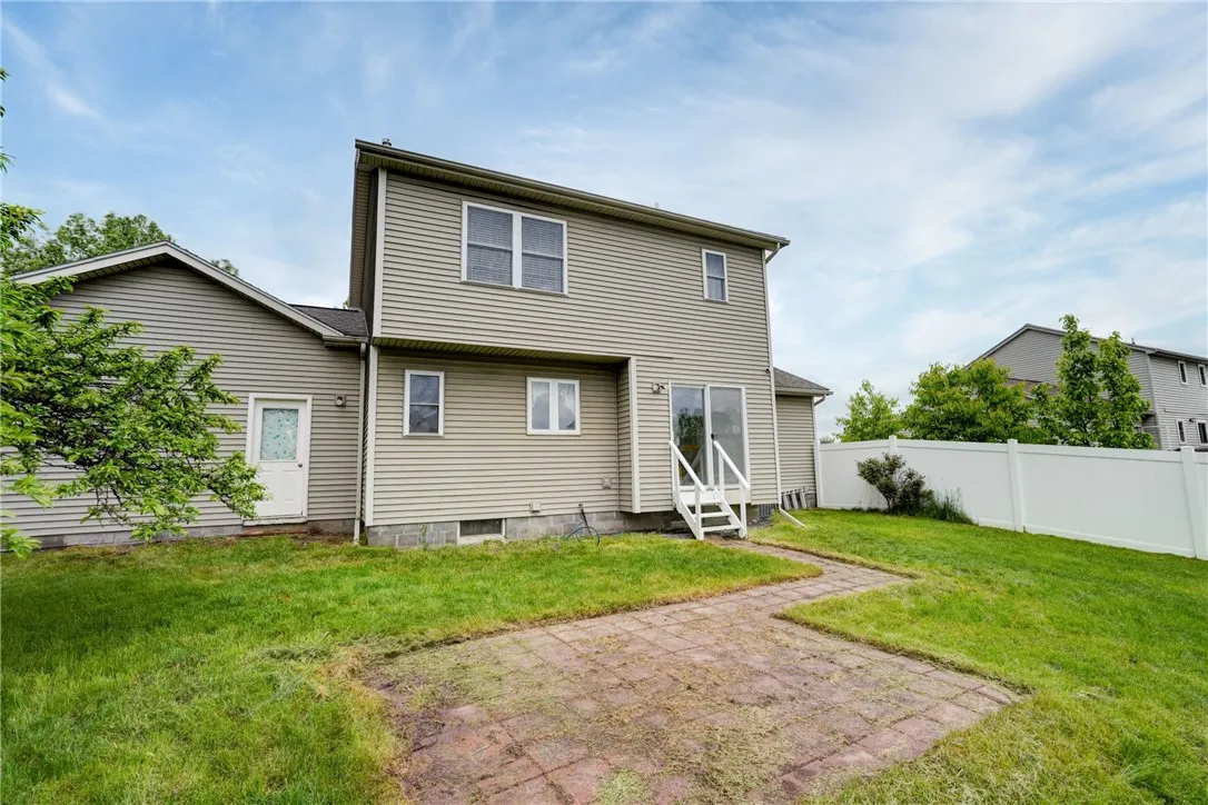 16 Hazel Bark Run, Gates, New York 14606, Gates, New York 14606, 3 Bedrooms Bedrooms, 6 Rooms Rooms,1 BathroomBathrooms,Residential,Closed,16 Hazel Bark Run, Gates, New York 14606,0,R1604704