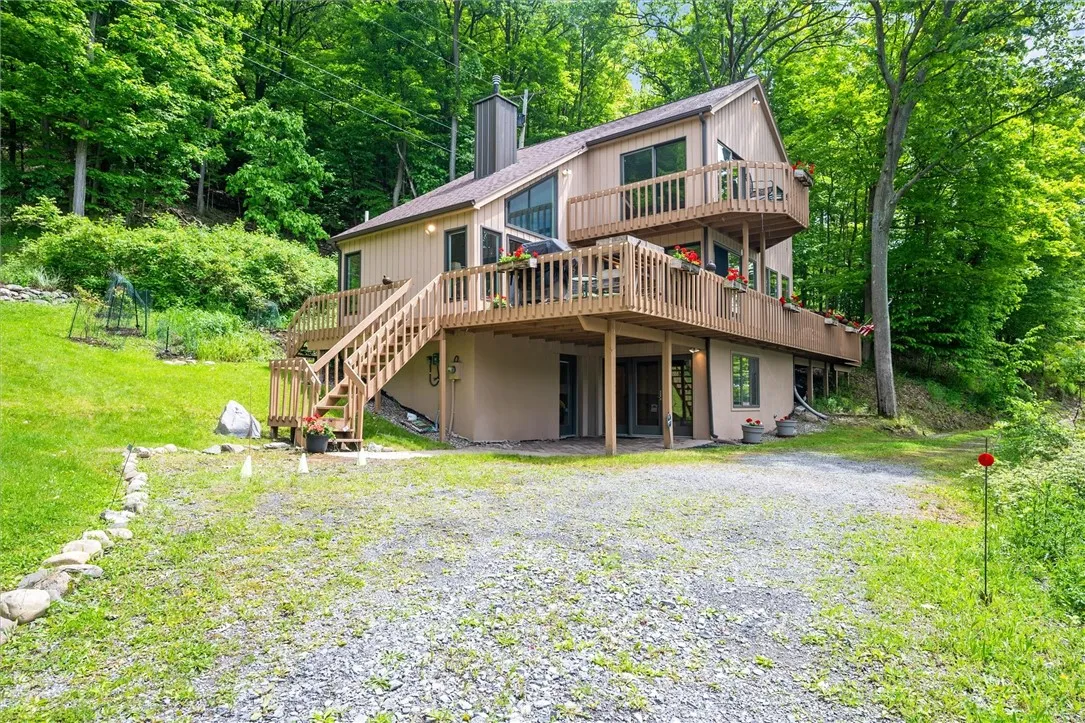 1485 South Lake Road, Middlesex, New York 14507, Middlesex, New York 14507, 3 Bedrooms Bedrooms, 7 Rooms Rooms,3 BathroomsBathrooms,Residential,Closed,1485 South Lake Road, Middlesex, New York 14507,0,R1610383