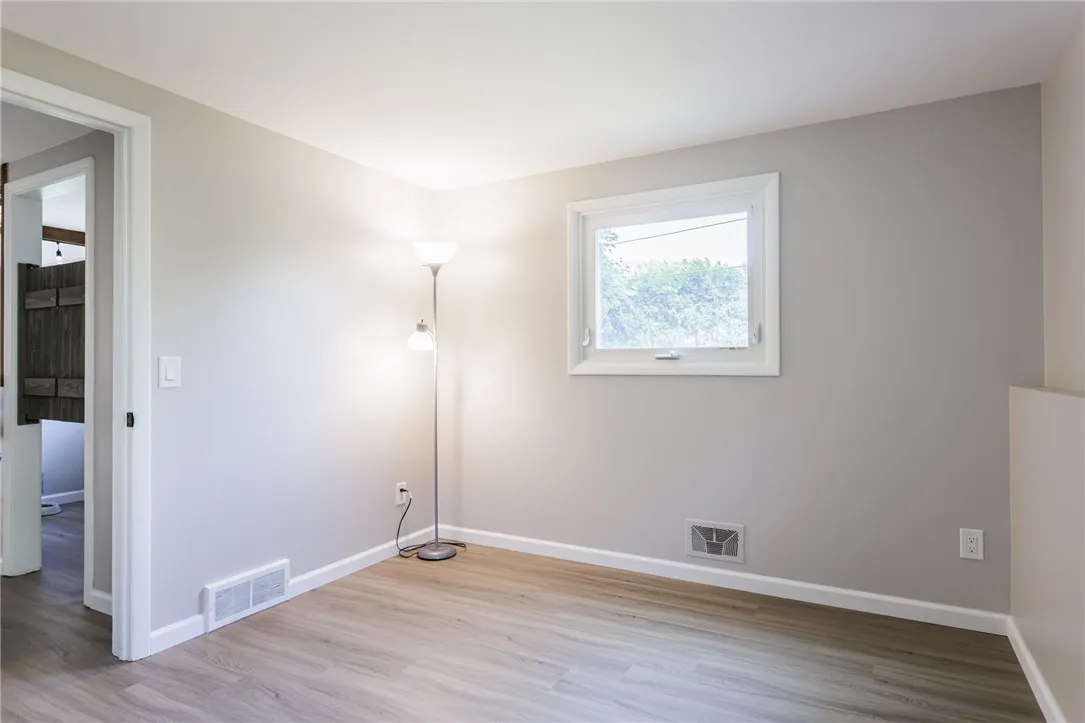 68 Little Tree Lane, Parma, New York 14468, Parma, New York 14468, 4 Bedrooms Bedrooms, 8 Rooms Rooms,2 BathroomsBathrooms,Residential,Closed,68 Little Tree Lane, Parma, New York 14468,R1611717
