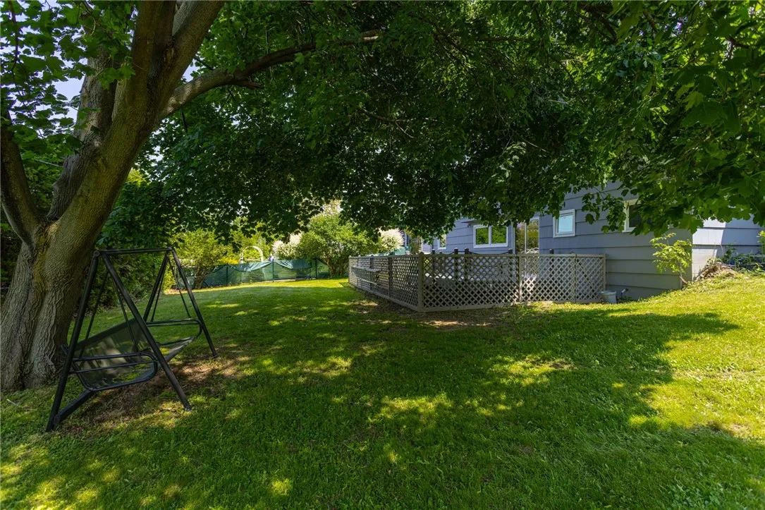 68 Little Tree Lane, Parma, New York 14468, Parma, New York 14468, 4 Bedrooms Bedrooms, 8 Rooms Rooms,2 BathroomsBathrooms,Residential,Closed,68 Little Tree Lane, Parma, New York 14468,R1611717