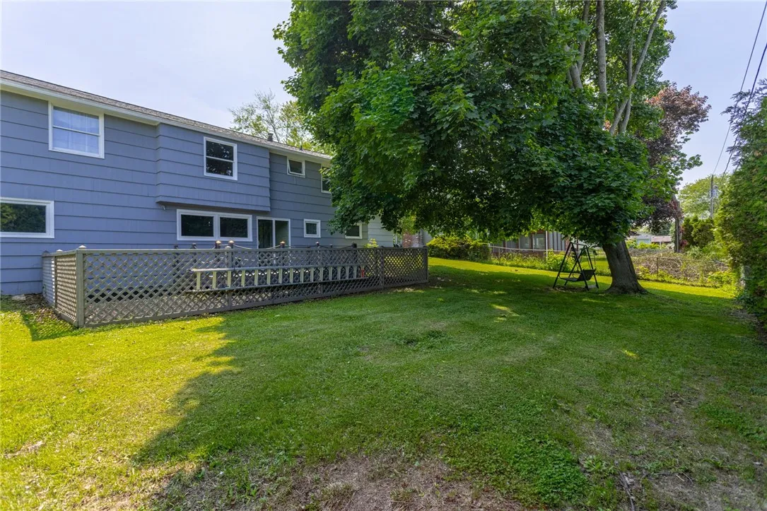 68 Little Tree Lane, Parma, New York 14468, Parma, New York 14468, 4 Bedrooms Bedrooms, 8 Rooms Rooms,2 BathroomsBathrooms,Residential,Closed,68 Little Tree Lane, Parma, New York 14468,R1611717
