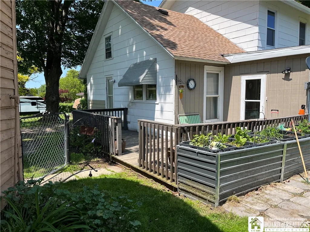 26 Central Avenue, Portland, New York 14716, Portland, New York 14716, 5 Bedrooms Bedrooms, 10 Rooms Rooms,2 BathroomsBathrooms,Residential,Closed,26 Central Avenue, Portland, New York 14716,0,R1611801