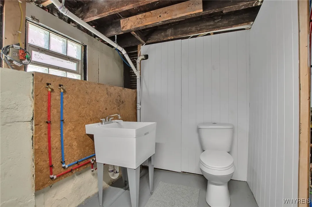 187 Crestwood Avenue, Buffalo, New York 14216, Buffalo, New York 14216, 3 Bedrooms Bedrooms, 9 Rooms Rooms,1 BathroomBathrooms,Residential,Closed,187 Crestwood Avenue, Buffalo, New York 14216,B1610995
