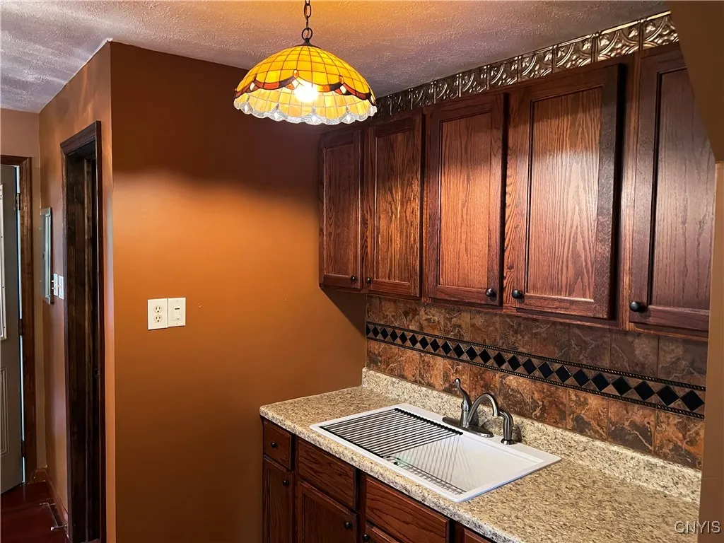 5384 Foster Street, Verona, New York 13054, Verona, New York 13054, 2 Bedrooms Bedrooms, 6 Rooms Rooms,1 BathroomBathrooms,Residential,Closed,5384 Foster Street, Verona, New York 13054,S1609885
