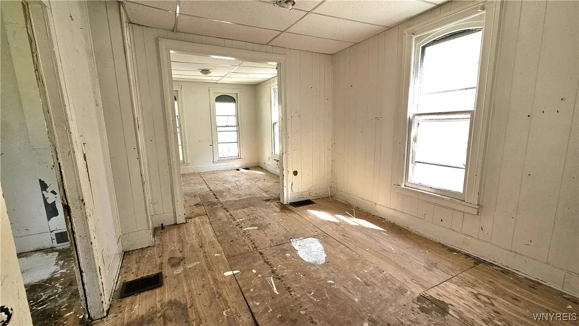198 Mulberry Street, Buffalo, New York 14204, Buffalo, New York 14204, 4 Bedrooms Bedrooms, 8 Rooms Rooms,1 BathroomBathrooms,Residential,For Sale,198 Mulberry Street, Buffalo, New York 14204,B1611650