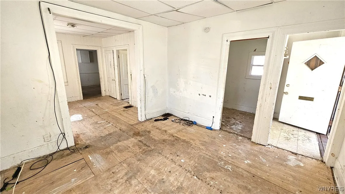 198 Mulberry Street, Buffalo, New York 14204, Buffalo, New York 14204, 4 Bedrooms Bedrooms, 8 Rooms Rooms,1 BathroomBathrooms,Residential,For Sale,198 Mulberry Street, Buffalo, New York 14204,B1611650