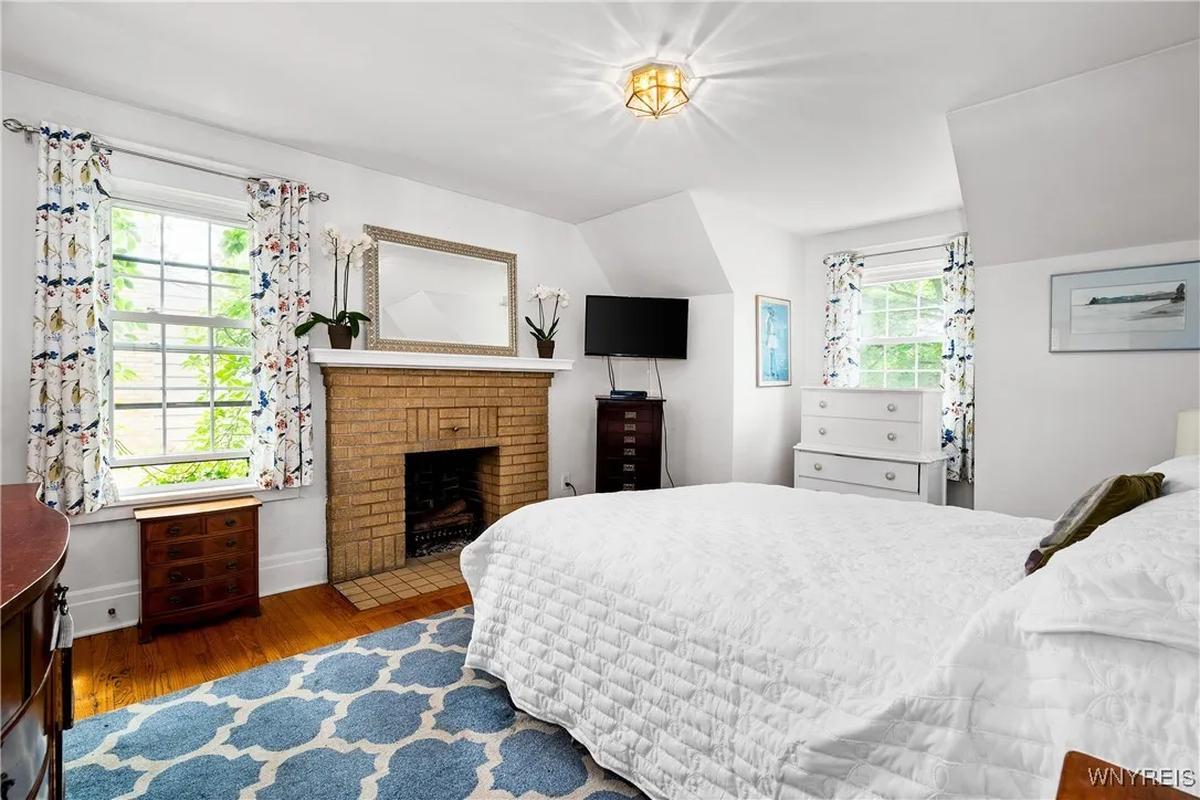 1078 Amherst Street, Buffalo, New York 14216, Buffalo, New York 14216, 3 Bedrooms Bedrooms, 9 Rooms Rooms,2 BathroomsBathrooms,Residential,Closed,1078 Amherst Street, Buffalo, New York 14216,0,B1611030