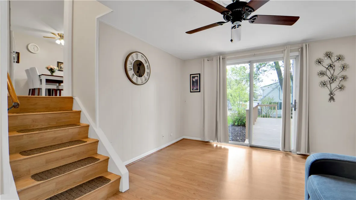 42 Rigney Lane, Greece, New York 14612, Greece, New York 14612, 3 Bedrooms Bedrooms, 6 Rooms Rooms,1 BathroomBathrooms,Residential,Closed,42 Rigney Lane, Greece, New York 14612,R1610052