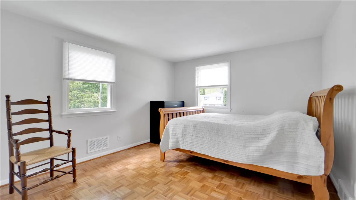 42 Rigney Lane, Greece, New York 14612, Greece, New York 14612, 3 Bedrooms Bedrooms, 6 Rooms Rooms,1 BathroomBathrooms,Residential,Closed,42 Rigney Lane, Greece, New York 14612,R1610052