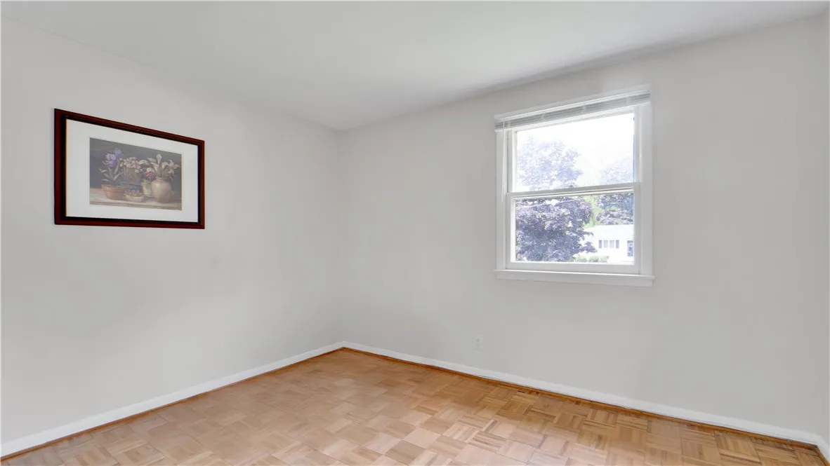 42 Rigney Lane, Greece, New York 14612, Greece, New York 14612, 3 Bedrooms Bedrooms, 6 Rooms Rooms,1 BathroomBathrooms,Residential,Closed,42 Rigney Lane, Greece, New York 14612,R1610052