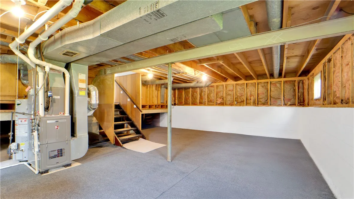 42 Rigney Lane, Greece, New York 14612, Greece, New York 14612, 3 Bedrooms Bedrooms, 6 Rooms Rooms,1 BathroomBathrooms,Residential,Closed,42 Rigney Lane, Greece, New York 14612,R1610052