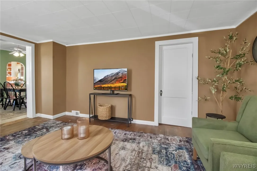 2653 Wende Road, Alden, New York 14004, Alden, New York 14004, 3 Bedrooms Bedrooms, 8 Rooms Rooms,1 BathroomBathrooms,Residential,Closed,2653 Wende Road, Alden, New York 14004,0,B1611465