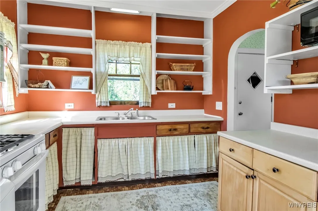 2653 Wende Road, Alden, New York 14004, Alden, New York 14004, 3 Bedrooms Bedrooms, 8 Rooms Rooms,1 BathroomBathrooms,Residential,Closed,2653 Wende Road, Alden, New York 14004,0,B1611465