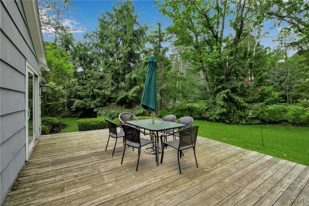 11 S Meadow Dr, Orchard Park, New York 14127, Orchard Park, New York 14127, 4 Bedrooms Bedrooms, 10 Rooms Rooms,3 BathroomsBathrooms,Residential,For Sale,11 S Meadow Dr, Orchard Park, New York 14127,S1611425