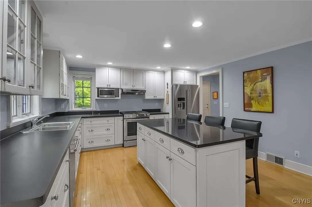 11 S Meadow Dr, Orchard Park, New York 14127, Orchard Park, New York 14127, 4 Bedrooms Bedrooms, 10 Rooms Rooms,3 BathroomsBathrooms,Residential,For Sale,11 S Meadow Dr, Orchard Park, New York 14127,S1611425