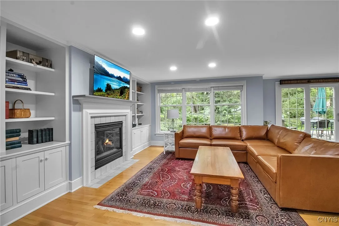 11 S Meadow Dr, Orchard Park, New York 14127, Orchard Park, New York 14127, 4 Bedrooms Bedrooms, 10 Rooms Rooms,3 BathroomsBathrooms,Residential,For Sale,11 S Meadow Dr, Orchard Park, New York 14127,S1611425