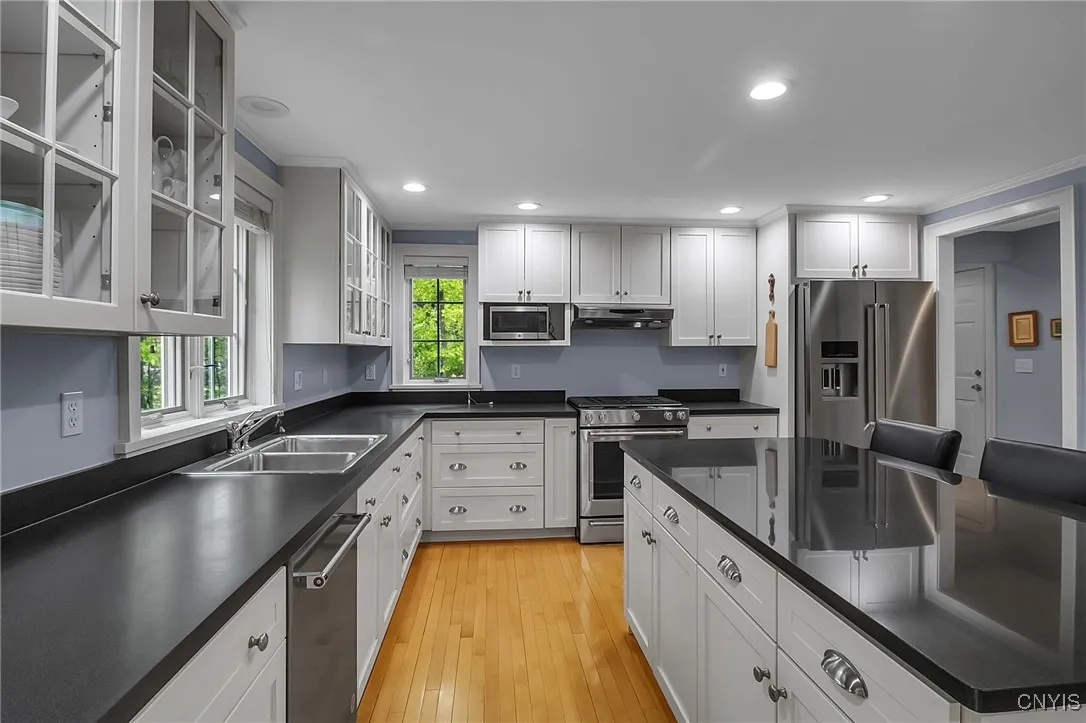 11 S Meadow Dr, Orchard Park, New York 14127, Orchard Park, New York 14127, 4 Bedrooms Bedrooms, 10 Rooms Rooms,3 BathroomsBathrooms,Residential,For Sale,11 S Meadow Dr, Orchard Park, New York 14127,S1611425