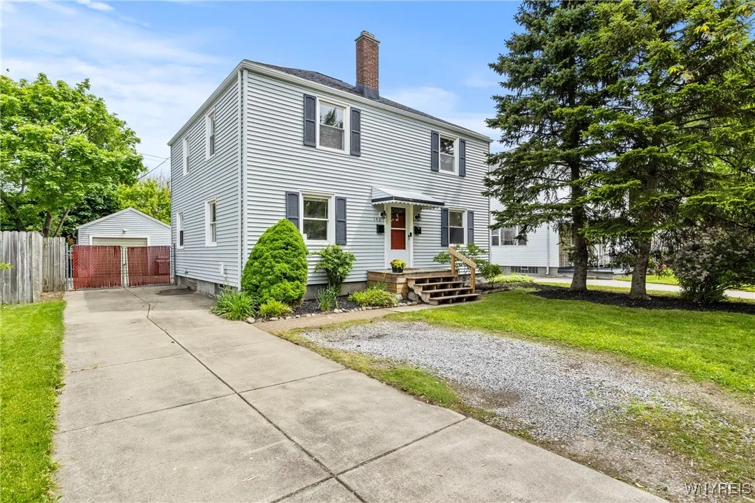 142 Ellen Drive, Cheektowaga, New York 14225, Cheektowaga, New York 14225, 4 Bedrooms Bedrooms, ,2 BathroomsBathrooms,Residential,Closed,142 Ellen Drive, Cheektowaga, New York 14225,0,B1611833