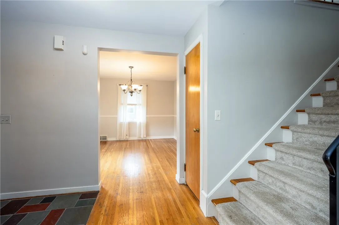 1711 N Winton Road, Irondequoit, New York 14609, Irondequoit, New York 14609, 3 Bedrooms Bedrooms, 7 Rooms Rooms,1 BathroomBathrooms,Residential,Closed,1711 N Winton Road, Irondequoit, New York 14609,R1611822